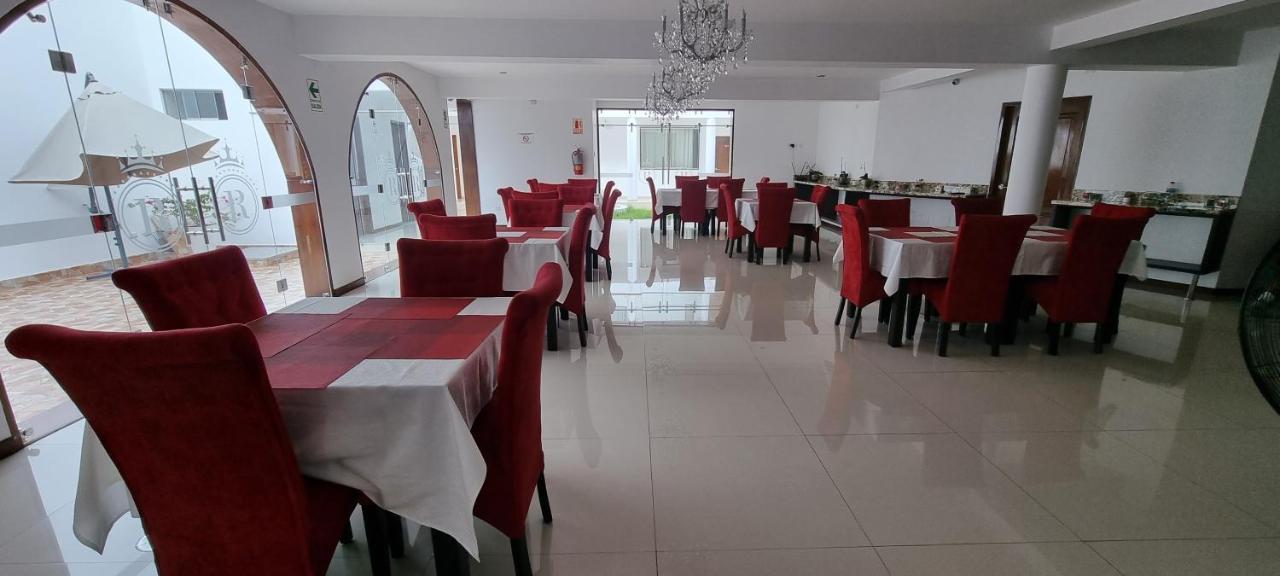 טרוחיו Hotel Imperio Real מראה חיצוני תמונה