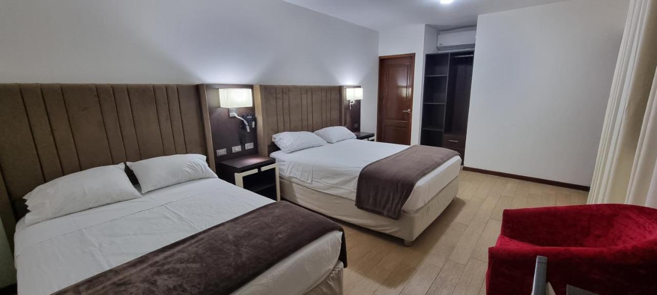 טרוחיו Hotel Imperio Real מראה חיצוני תמונה